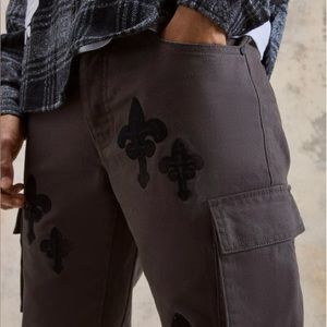 BoohooMAN Fixd Waist Relaxed Applique Cargo Gusset Pants | Various | Charcoal